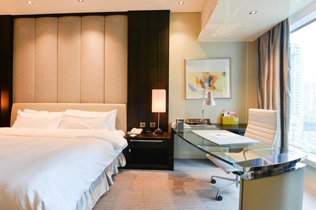 Hilton Shanghai City Center -Steps From Iconic Landmarks Wukang Mansion And Jing'An Temple Экстерьер фото