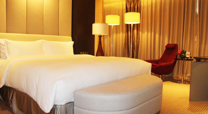 Hilton Shanghai City Center -Steps From Iconic Landmarks Wukang Mansion And Jing'An Temple Экстерьер фото